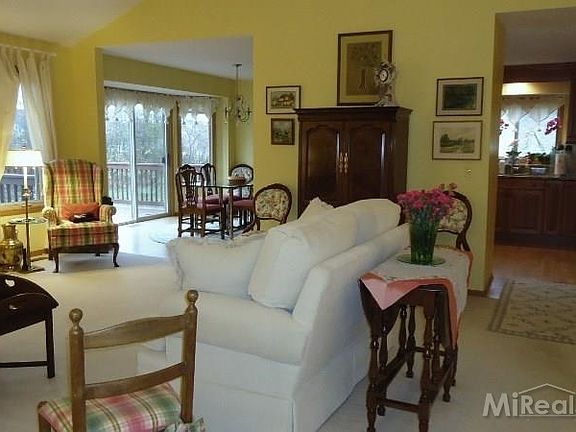 4th image of 20920 Parkplace Ln