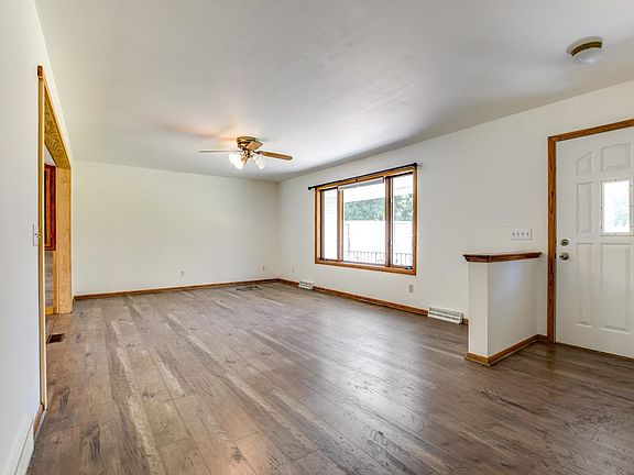4th image of 7201 Birchwood Dr