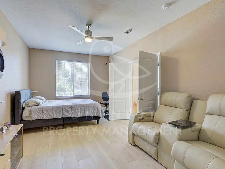 1424 Alder Creek Ct — Photo 20