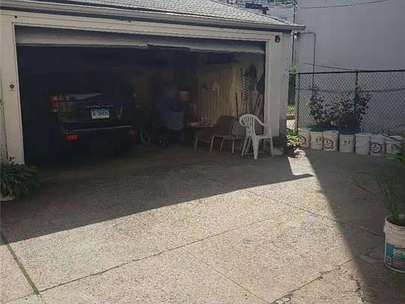 5th image of 1030 66th St
