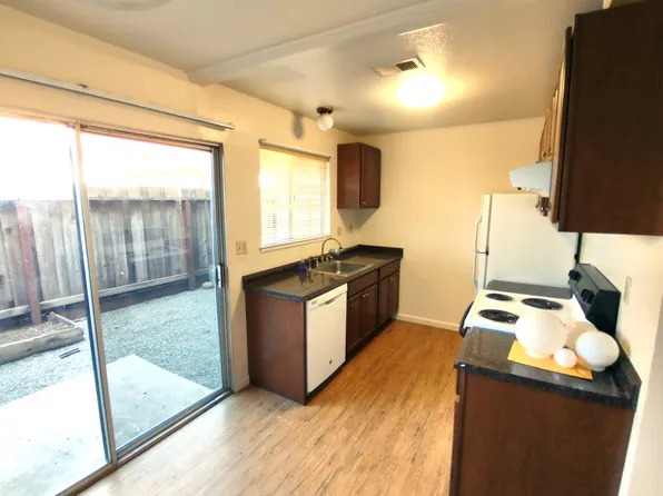 1118 Eureka Ln APT 5, Concord, CA 94520