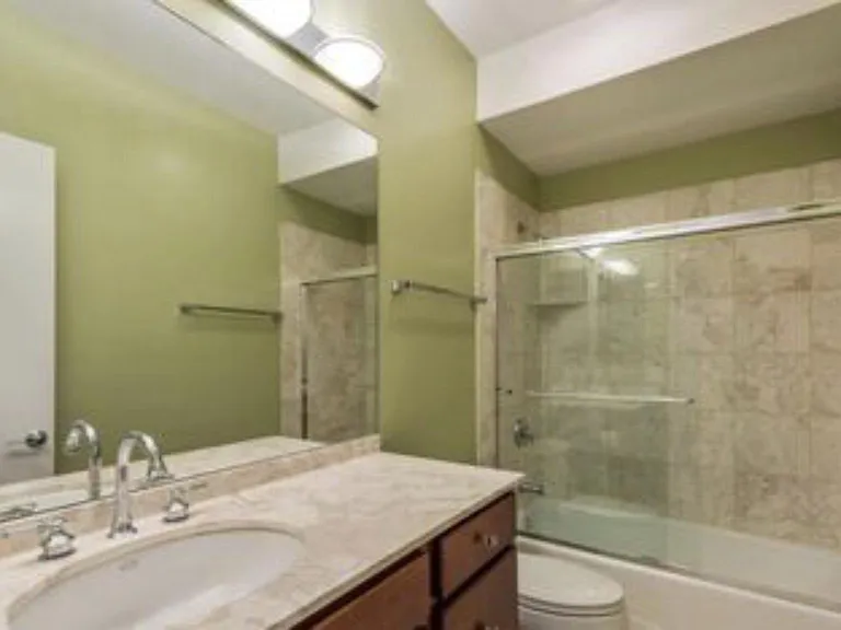 2nd bathroom
