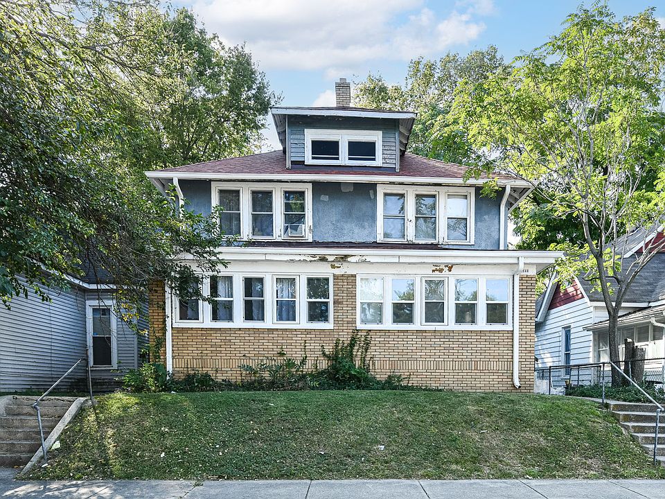 1st image of 4046 Boulevard Pl #B