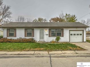 315 W Whittingham St, Valley, NE 68064