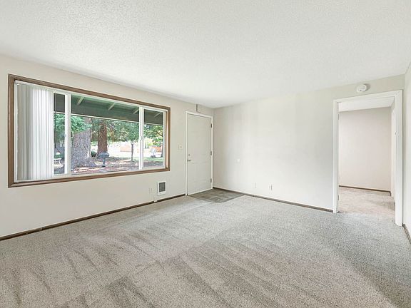 5th image of 2235-2249 Lee St SE #2235