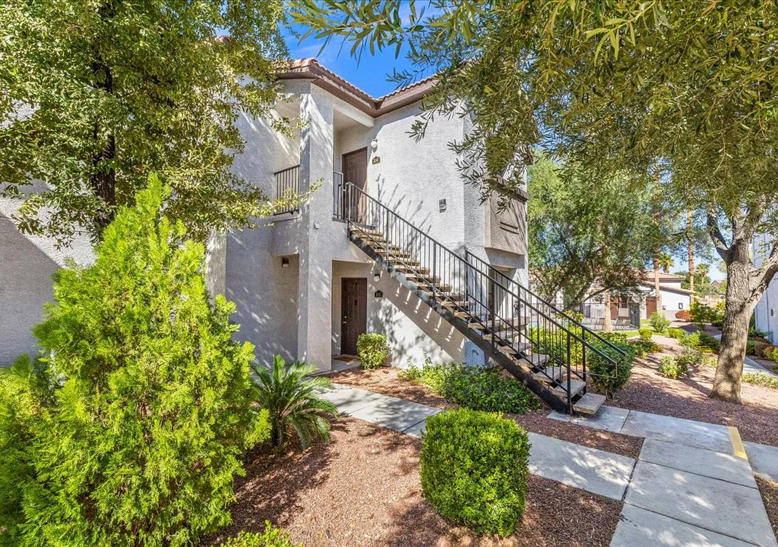 Lovely Condo! — Photo 1