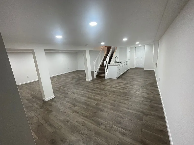 10017 Montauk Ave — Photo 13