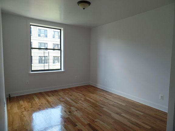 5th image of 46 Fort Washington Ave APT 57
