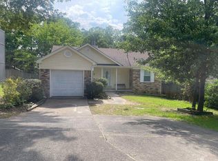 49 Oak Ridge Dr, Maumelle, AR 72113