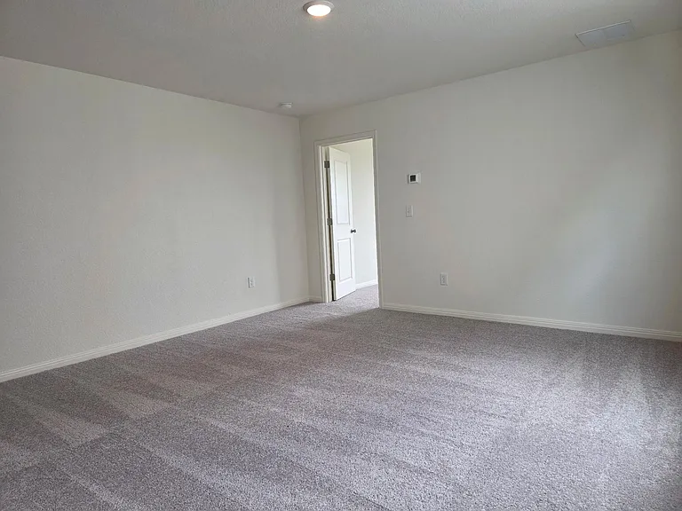 353 Enforcer Loop — Photo 10