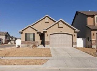 1014 Chatham Dr, North Salt Lake, UT 84054