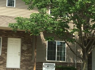 709 Scott Park Dr, Iowa City, IA 52245