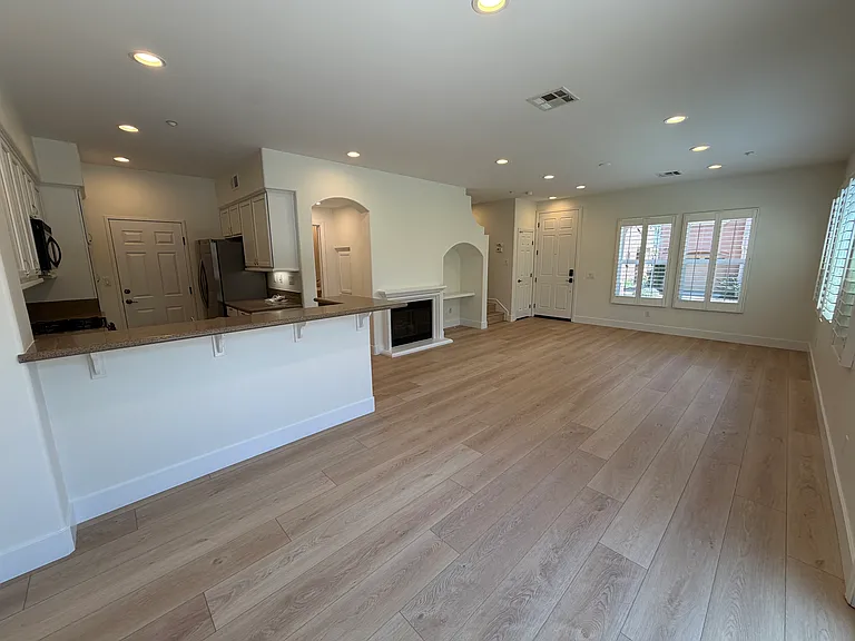 1236 Highbluff Ave — Photo 4