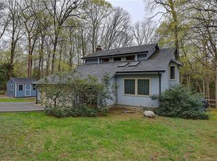 15 Ridgewood Dr, Marlborough, CT 06447