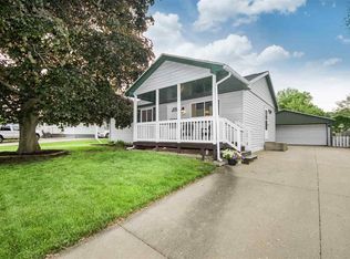103 Mimosa Ln, Washington, IL 61571