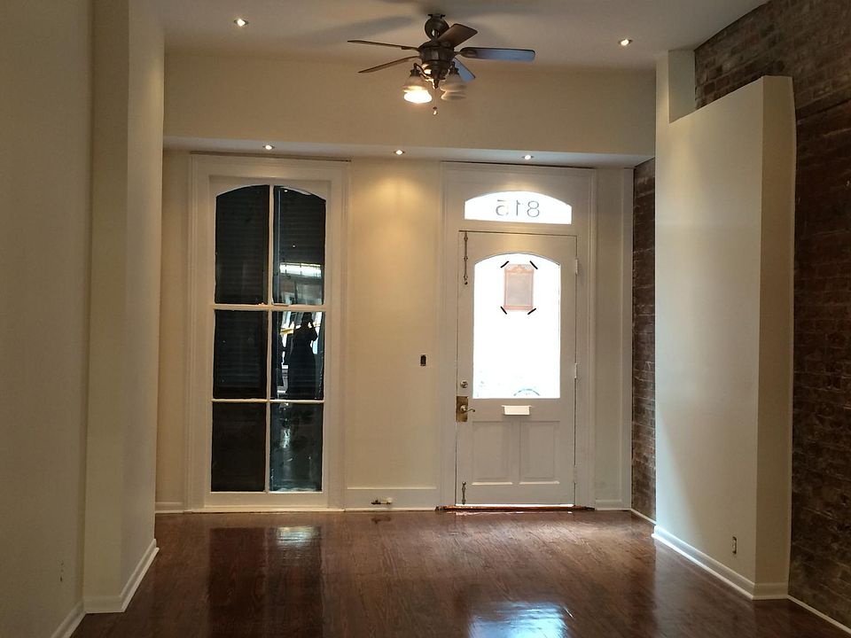 2nd image of 813 Toulouse St