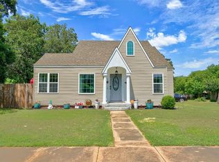 703 Bennett Blvd, Chandler, OK 74834
