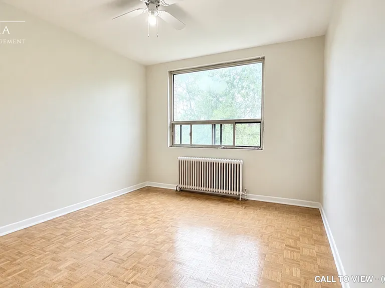 24 Pinehill Cres #407 — Photo 9