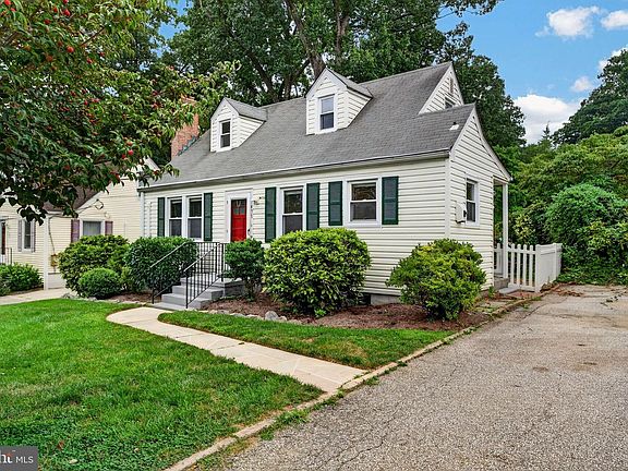 3rd image of 611 Eldrid Dr