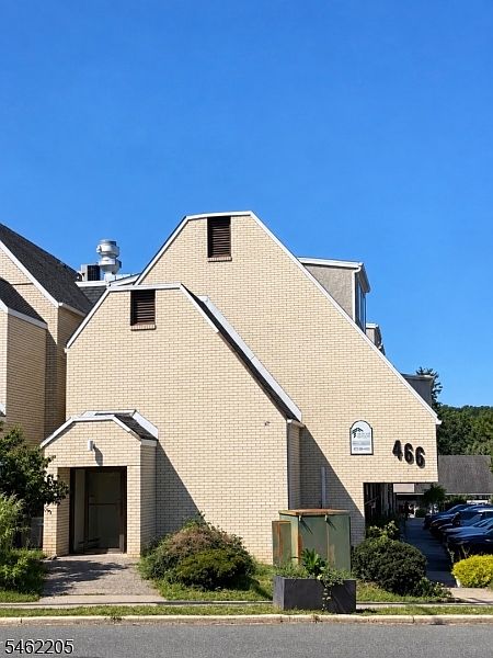 1st image of 466 Pompton Ave #F