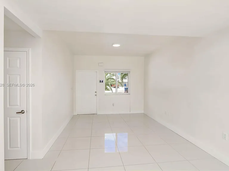 26181 SW 135th Ct — Photo 8