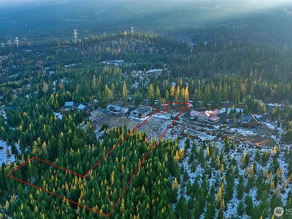 3rd image of 631 Whisper Creek Drive