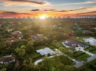 517 Gordonia Rd, Naples, FL 34108