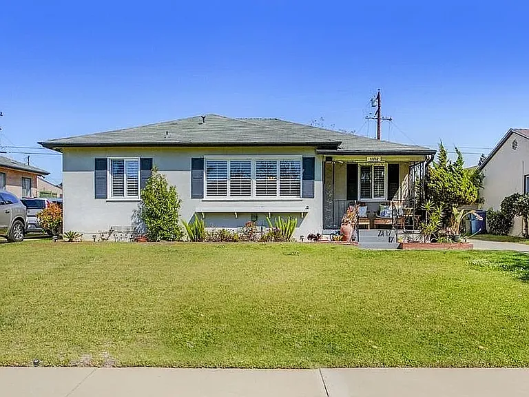 11712 Christopher Ave — Photo 24