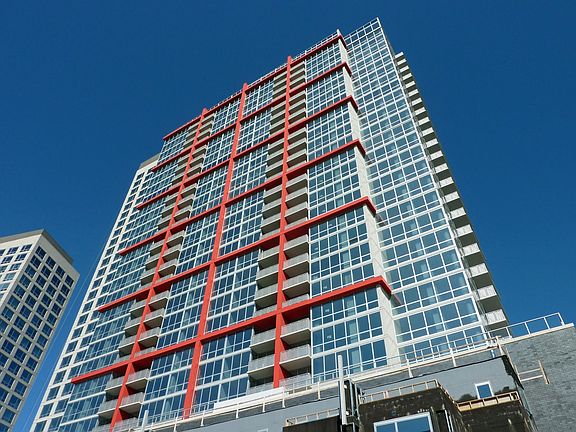 4th image of 1841 S Calumet Ave APT 1511