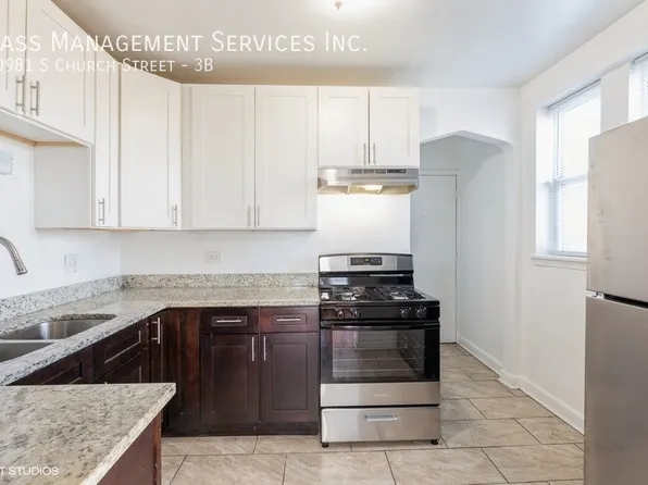 10981 S Church St #3B, Chicago, IL 60643