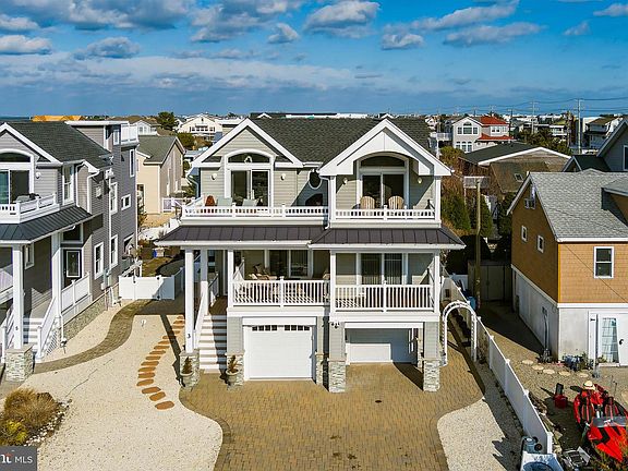 2nd image of 3 W Essex Ave