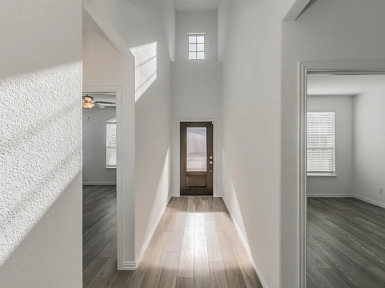 1275 Western Yarrow Ave — Photo 2