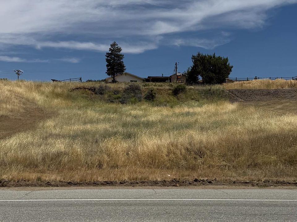 1st image of 22208 Mariposa Rd