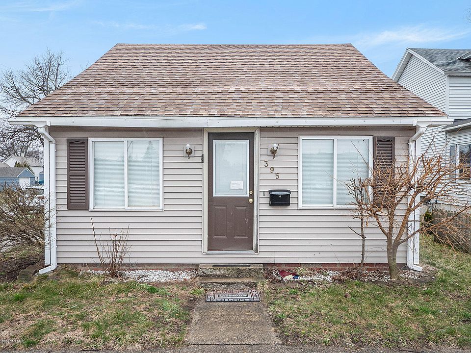 1st image of 395 W 22nd St