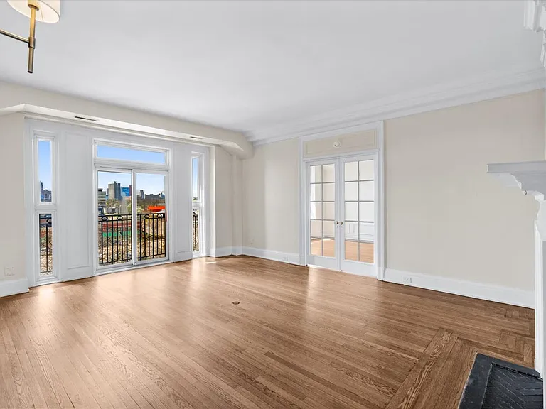 2900 E Jefferson Ave #C3 — Photo 17
