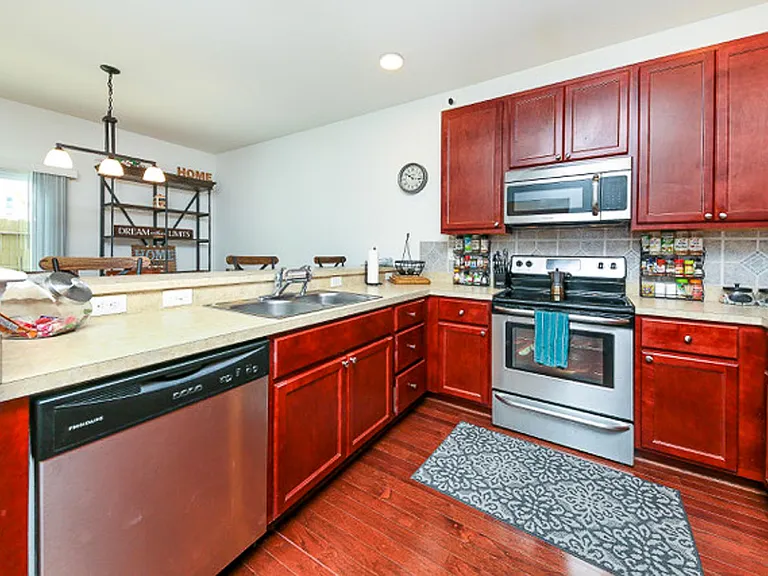 2650 Leytonstone Dr — Photo 9