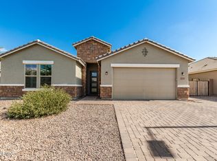 1575 W Gordon St, San Tan Valley, AZ 85144