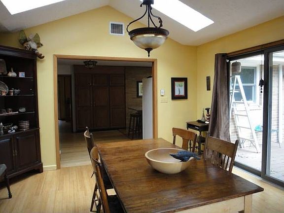 Bright and Cheery Space
