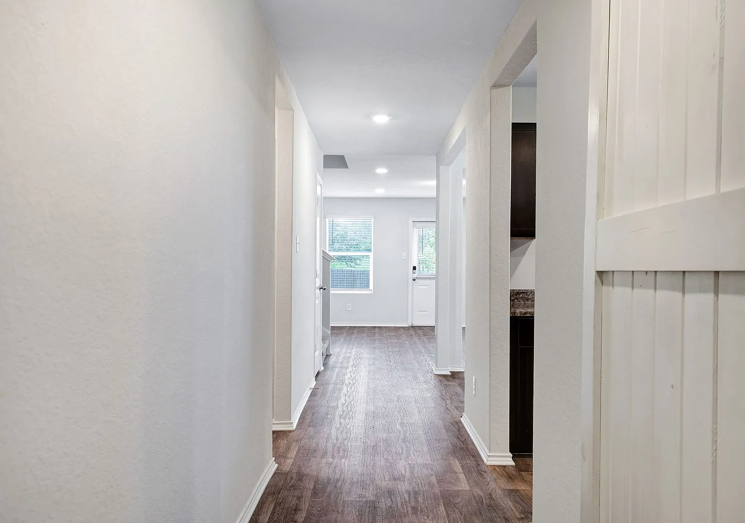 Move-In Special: One Week Free Exquisite Two-Story Residence With Office & Serene Backyard Retreat — Photo 4