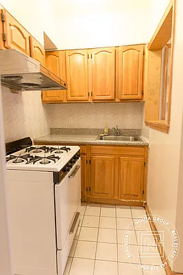 Rented by Nolita Group | media 12