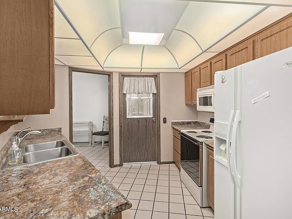 5th image of 13828 N 111TH Avenue
