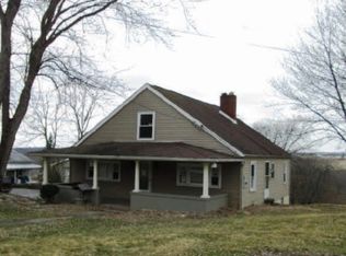 488 Mount Joy Rd, Mount Pleasant, PA 15666