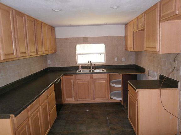 4th image of 3252 Honeymoon Ln