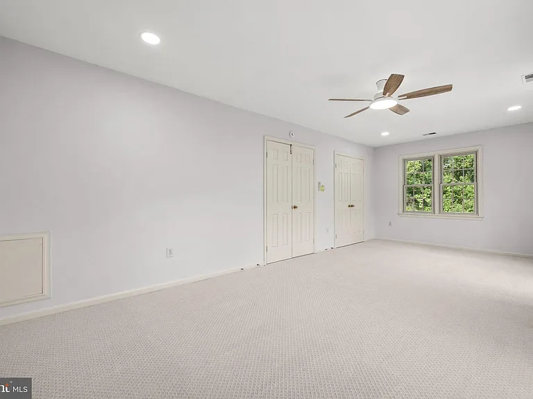 6056 Morgan Ct — Photo 36