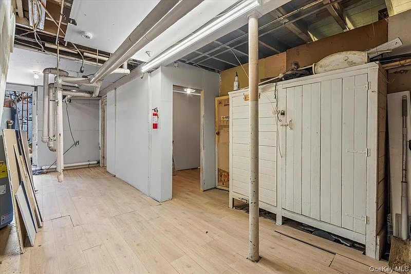 Thumbnail 17