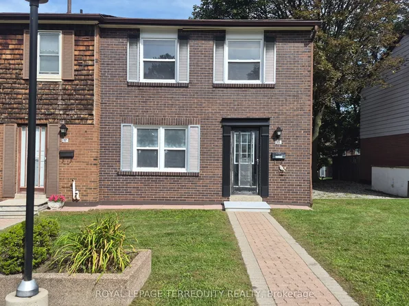 15 Brimwood Blvd #15, Toronto, ON M1V 1E1