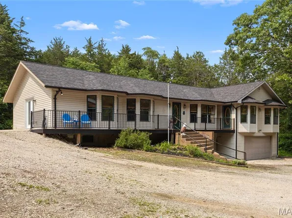 6703 Shenandoah Ln, Dittmer, MO 63023