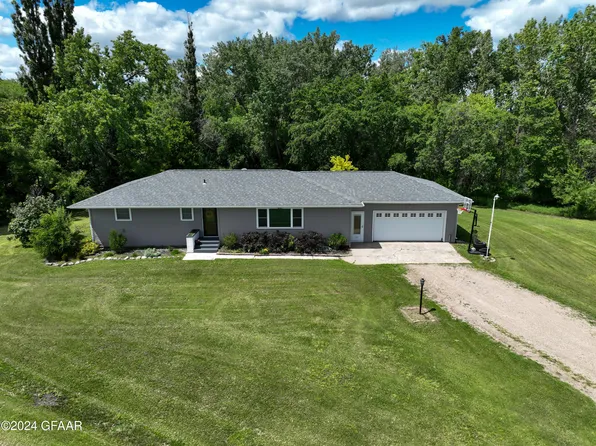 481 20th St NE, Union, ND 58278
