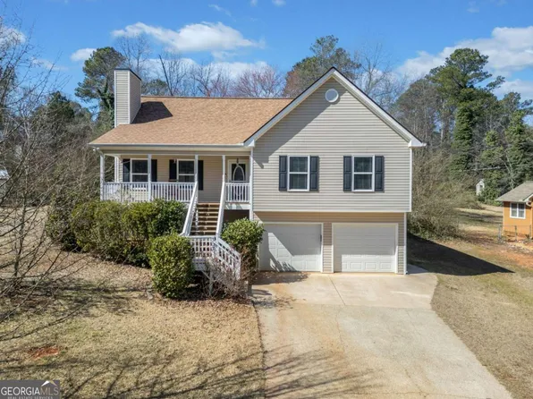 303 Wood Wind Dr, Woodstock, GA 30189