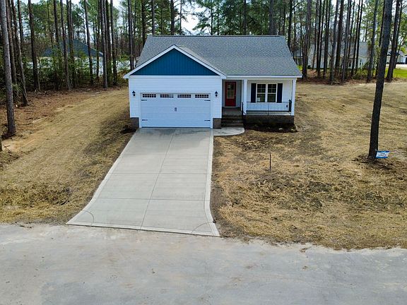 2nd image of 1725 Cardinal Drive